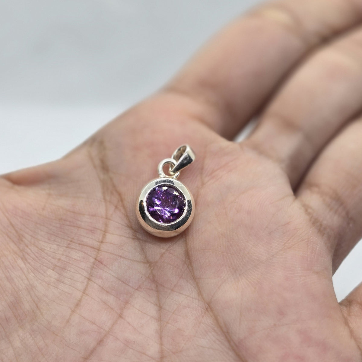 Amethyst Pendant – 925 sterling silver, detail view 3