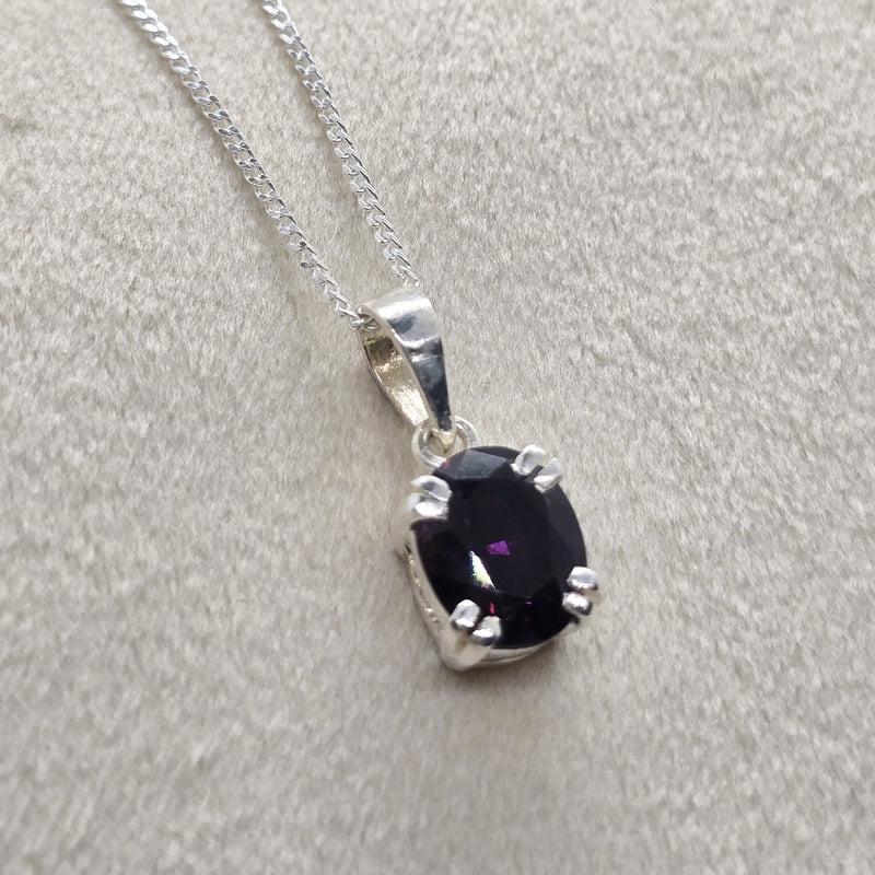 Oval Purple Spinel Pendant in 925 sterling silver by Enrayge